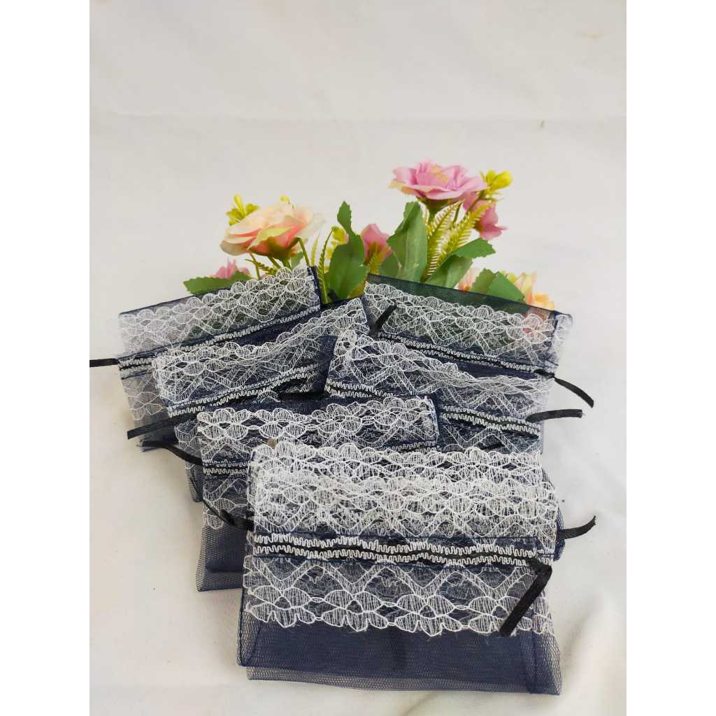 Jual Kantung Tile 26 x 24 dengan Renda dan Pita Serut | Shopee Indonesia