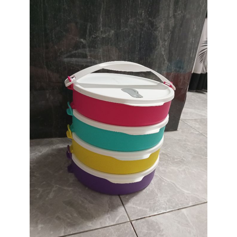 Jual Click to go round#RantangTupperware#rantang#tupperware# ...