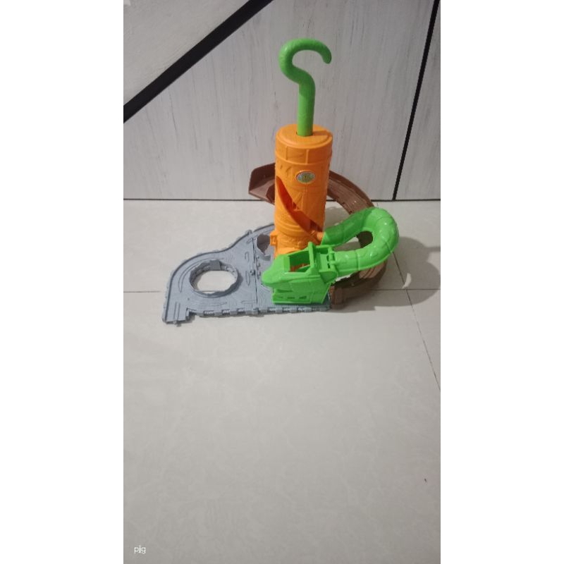 Jual thomas and friends take and play rattling rails snake track set ...