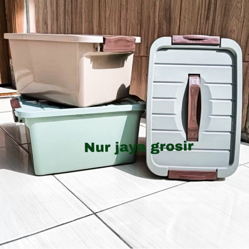 Jual (LUSINAN)BOX BALI 8 LITER TANPA SAMIR | Shopee Indonesia