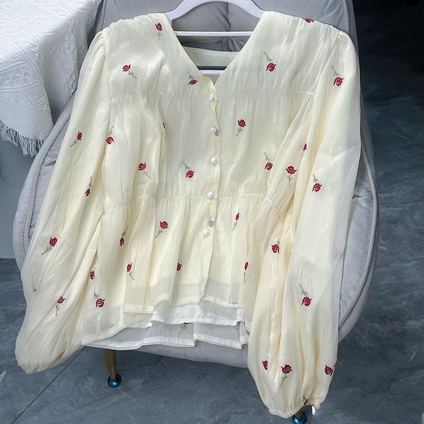 Blus Sifon Retro Bordir Lengan Panjang