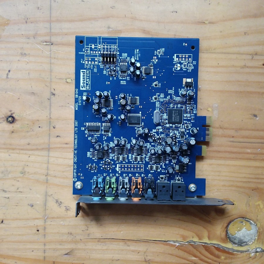 Jual Sound Card Creative SB1040 Sound Blaster X-Fi Xtreme Audio PCI-E ...