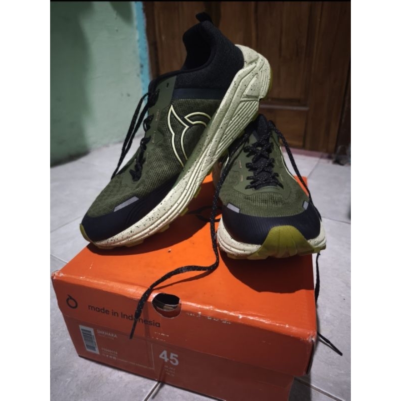 Jual SEPATU TRAIL RUN ORTUSEIGHT SHKHARA ORIGINAL SECOND | Shopee Indonesia