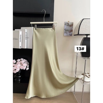 Bj Po 9902 White Long Satin Skirt Rok Panjang Satin Bkk Satin Skirt Rok Intu 9901