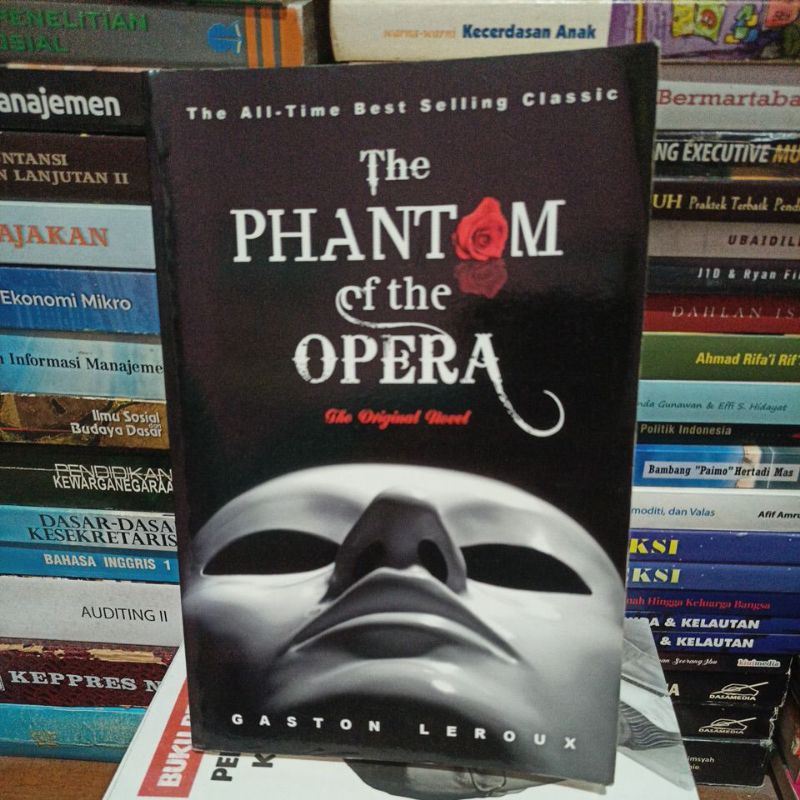Jual Buku the phantom of the Opera by Gaston Leroux | Shopee Indonesia