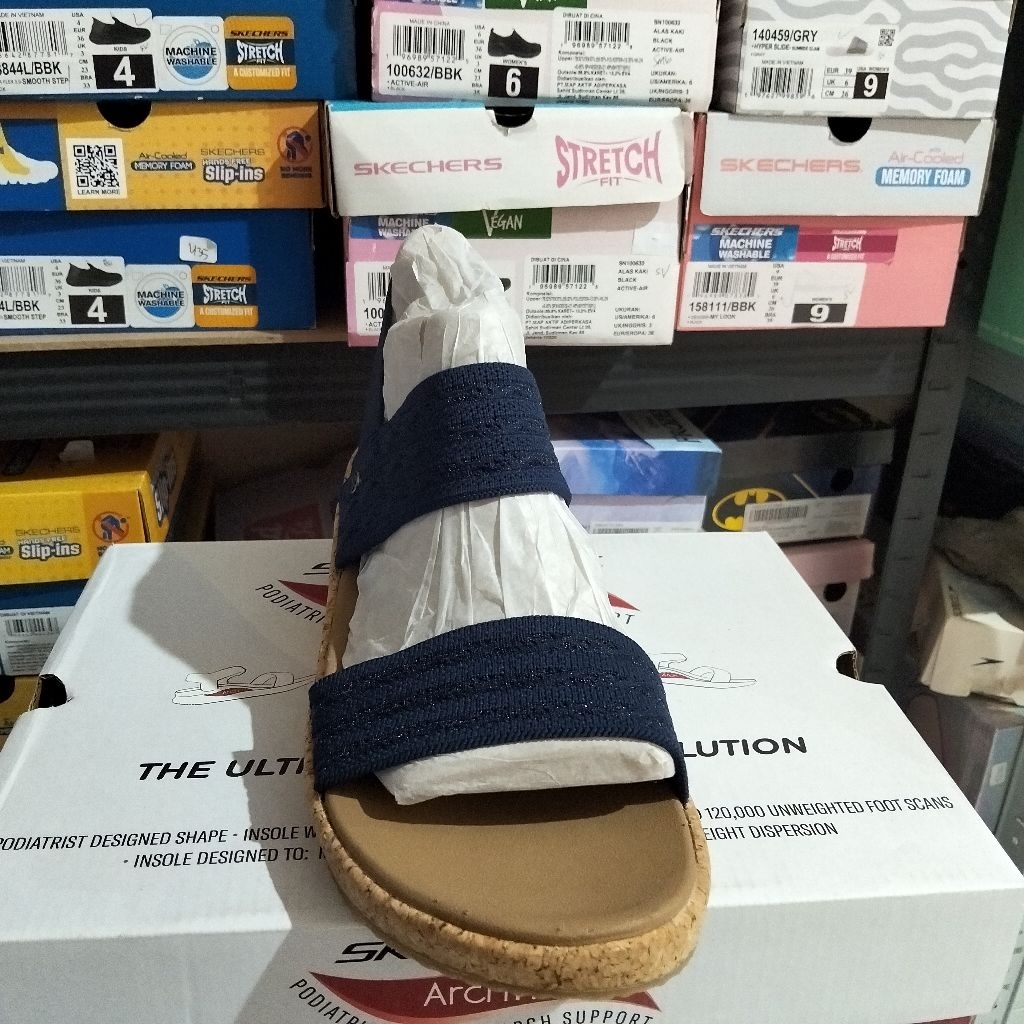 Jual Skechers 119985/NVY | Shopee Indonesia