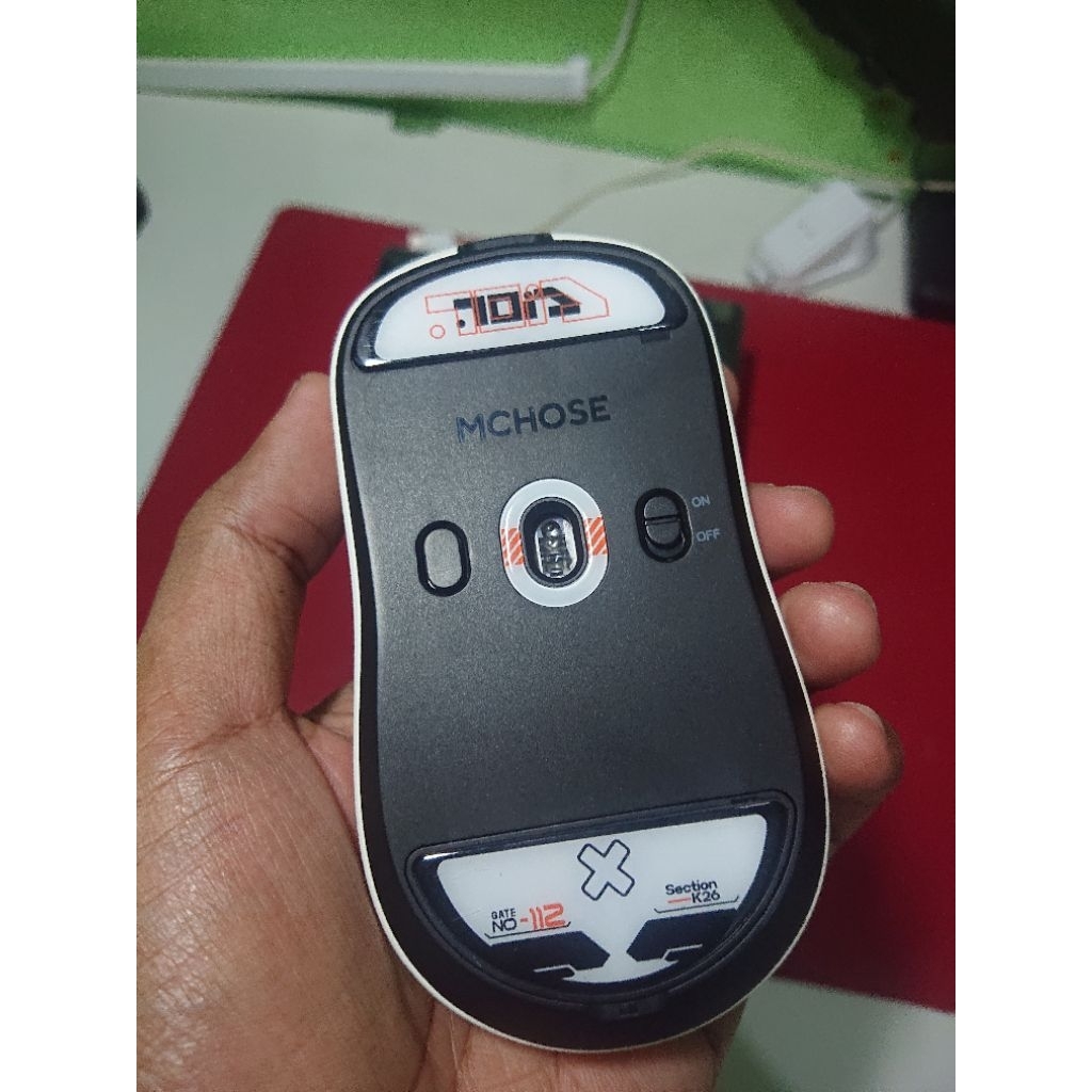Jual Mouse Mchose A5 Paw3395, 1000 poling rate, shape sama dengan G Pro ...