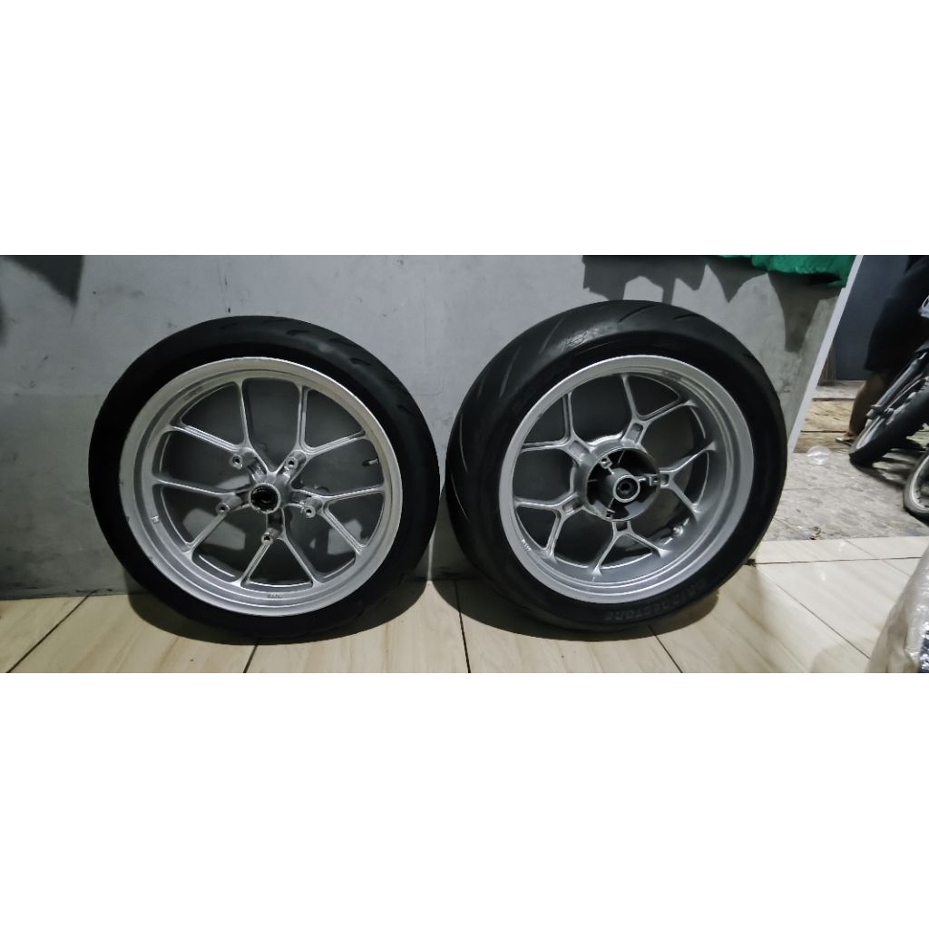 Jual velg r25 vrossi triple disc | Shopee Indonesia