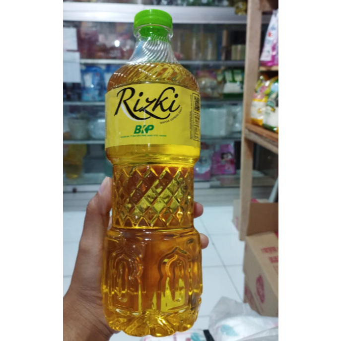 Jual Rizki minyak goreng 800ml minyak goreng rizki 800ml | Shopee Indonesia