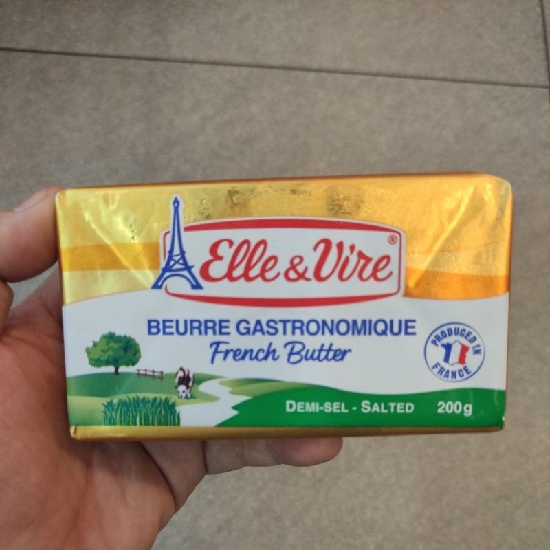 Jual ELLE & VIRE SALTED FRENCH BUTTER MENTEGA ASIN 200gr | Shopee Indonesia