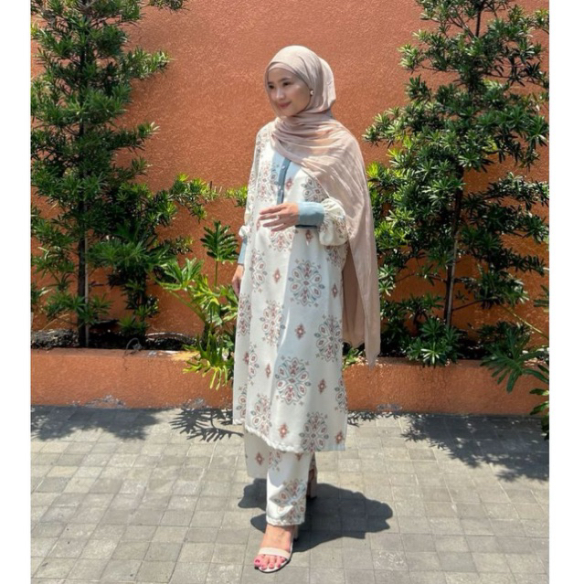 Caliana 2 Piece Set