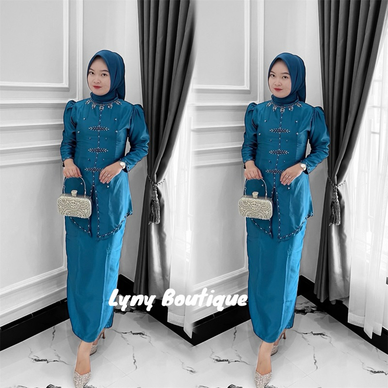 Jual One Set Piramid Rok Velvet // Kurung Melayu Modern Wanita Mewah ...