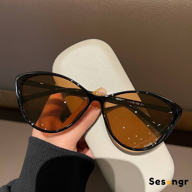 Jual COD Kacamata Hitam Cat Eyes Wanita Sinar UV Kacamata Hitam Retro ...