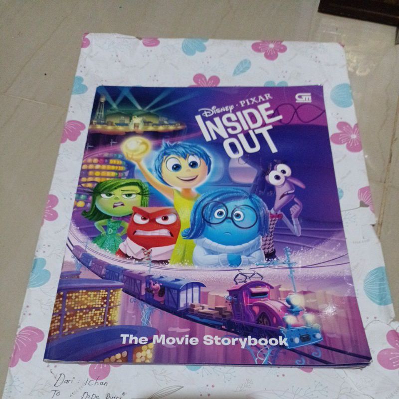 Jual Cerita Disney Pixar Inside Out - The movie Storybook | Shopee ...