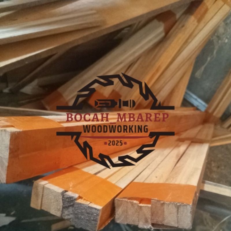 Jual list / Reng kayu mahoni sudah serut halus ukuran 2cm×1cm×100cm (1 ...