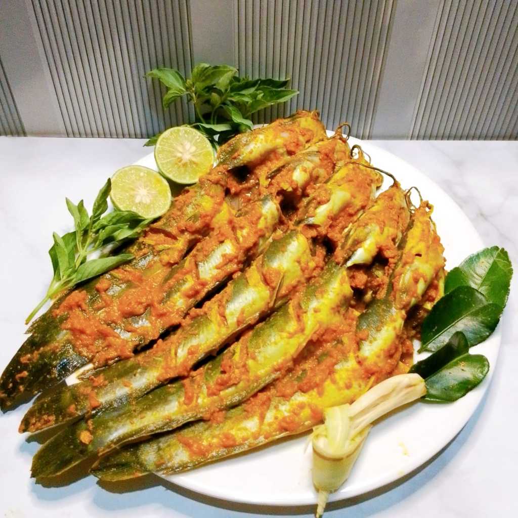 Jual IKAN LELE BUMBU KUNING SIAP GORENG | Shopee Indonesia