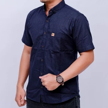 Blackmeet Kemeja Polos Pria Lengan Pendek Katun Premiun Adem Nyaman