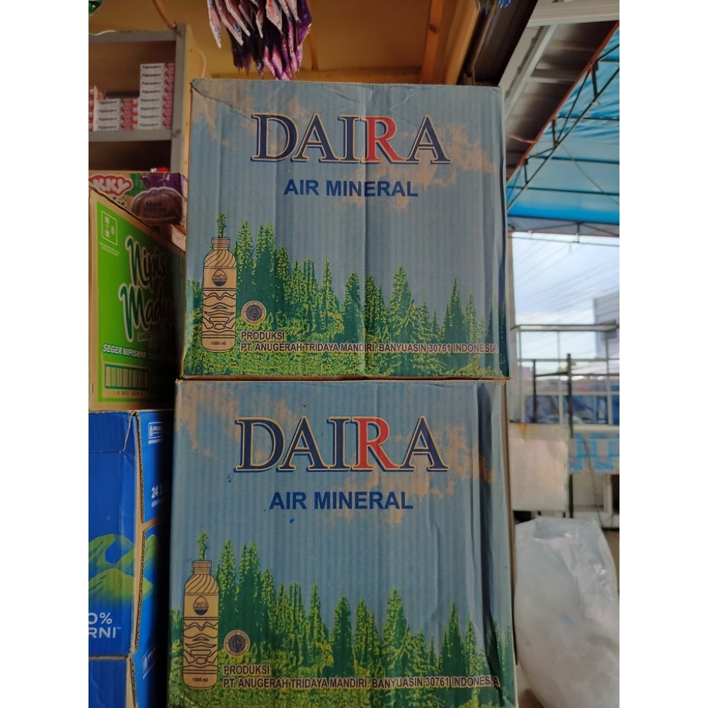 Jual Daira Botol 1500ml (1dus isi 12botol)/Air Mineral Daira | Shopee ...