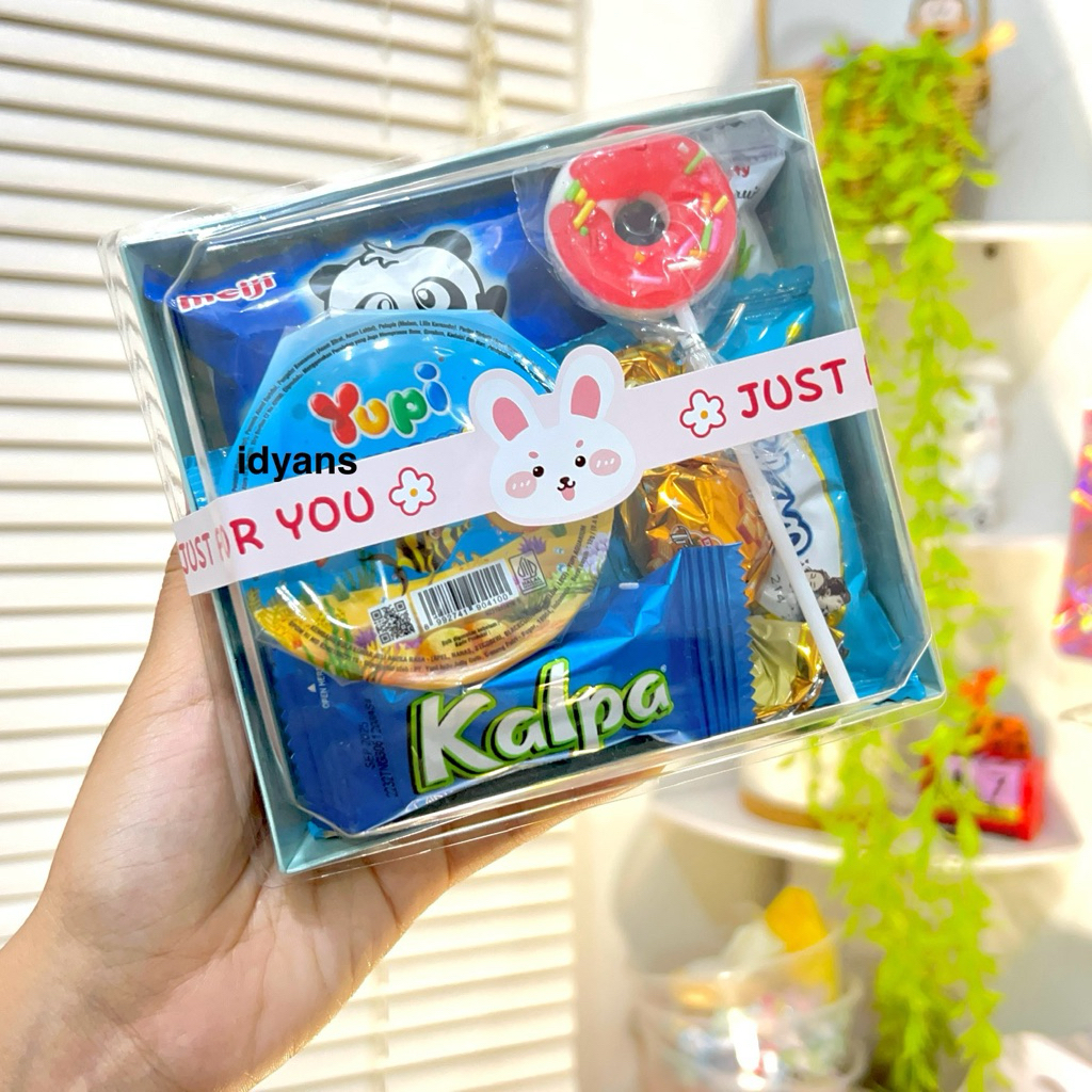 Jual SNACK BOX MINI AESTHETIC MIKA / SNACK MINI / HADIAH / KADO ULANG ...