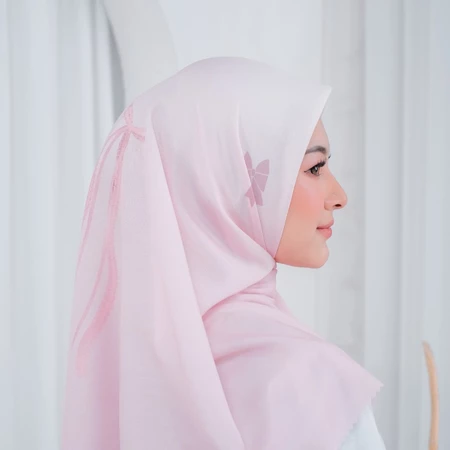 Detail Jahitan Hijab Voal