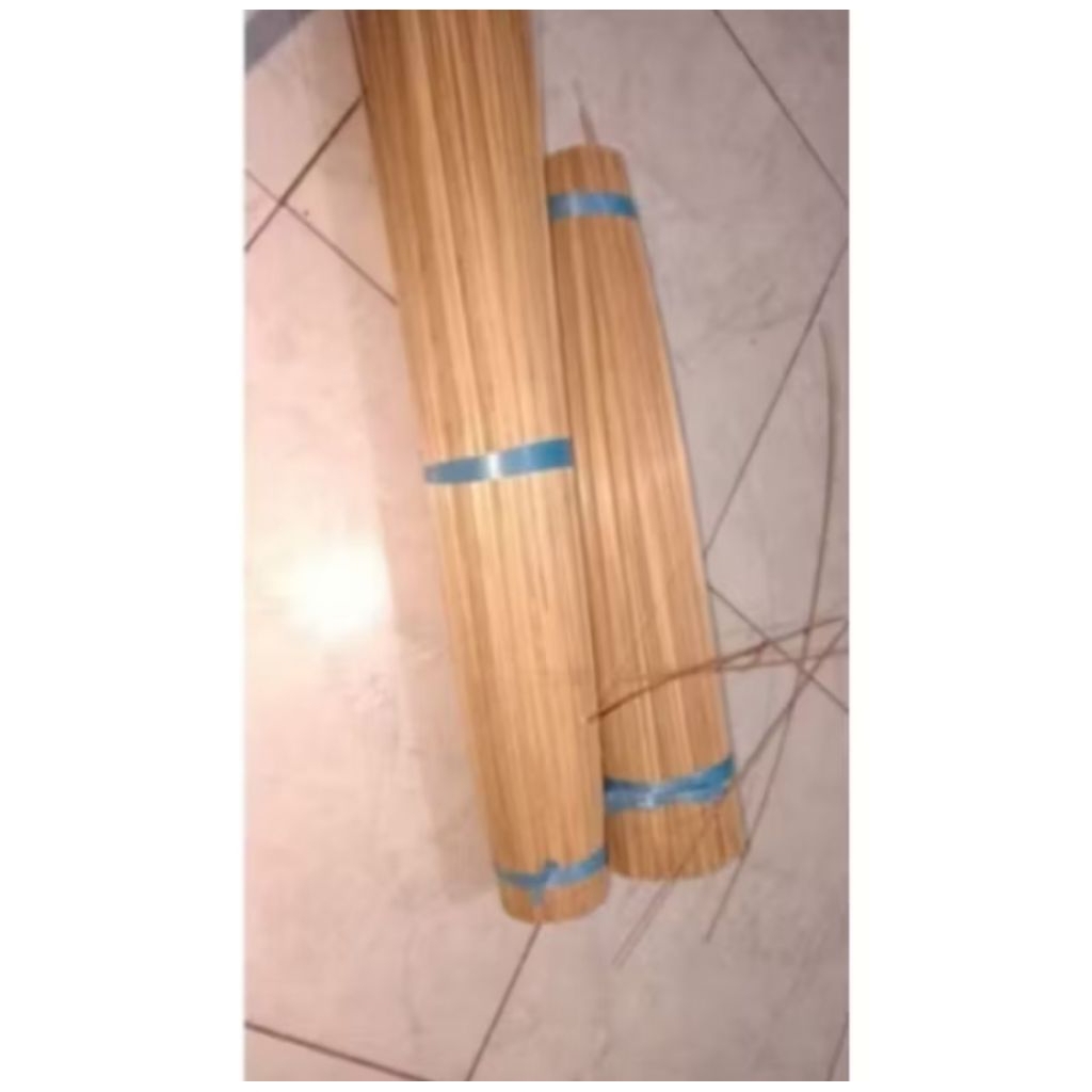 Jual Arku layang layang siap rakit sudah di raut ukuran 70x80cm isi 20 ...