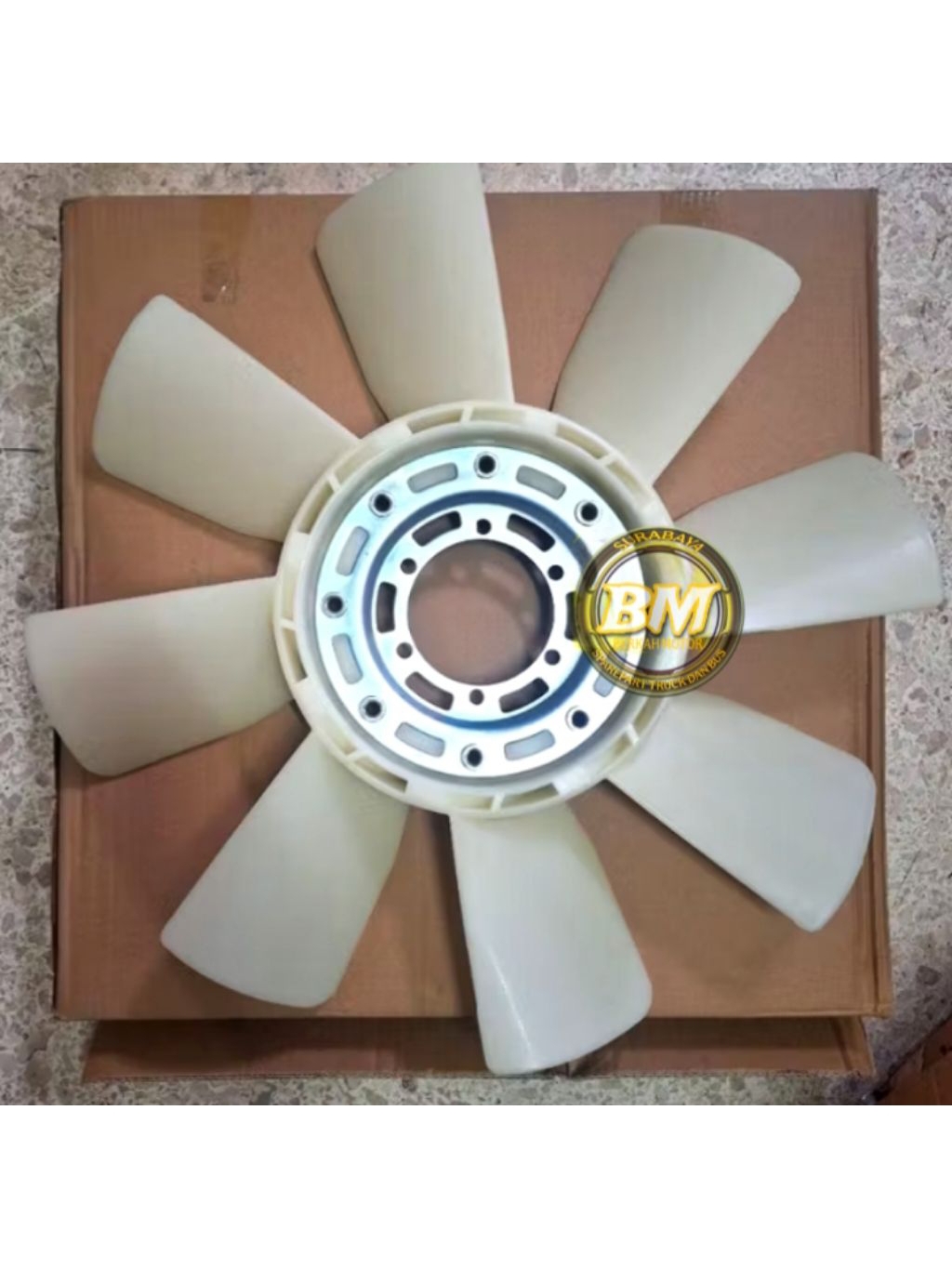 Jual Kipas Radiator/Fan Blade Daun 8 FUSO 6D22/8DC9/HINO FM320 64cm ...