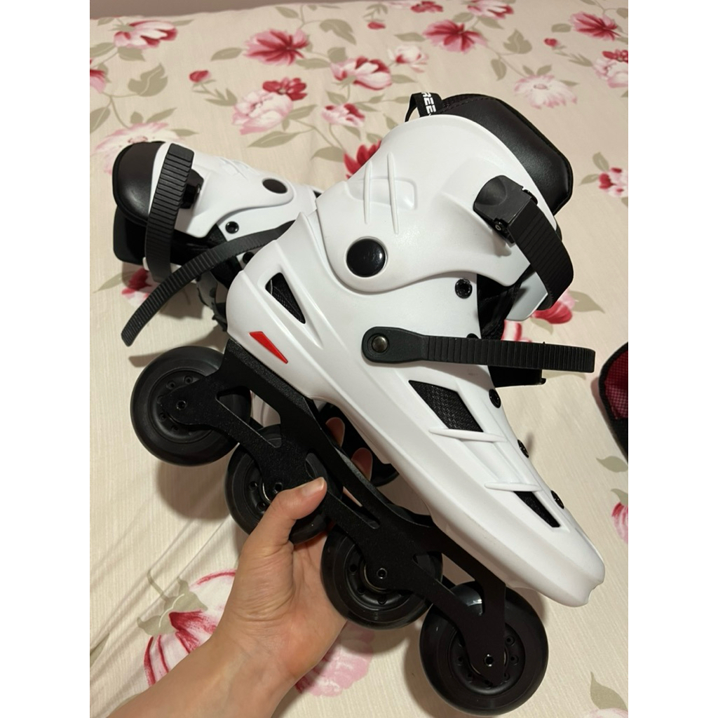 Jual (Termasuk Tas dan Knee/Elbow/Hand Pads) Sepatu Roda Freestyle ...
