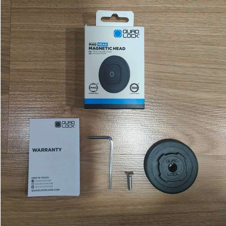 Quad Lock Adhesive Car Mount Dashboard Console Secure Phone Mount Dudukan  Handphone