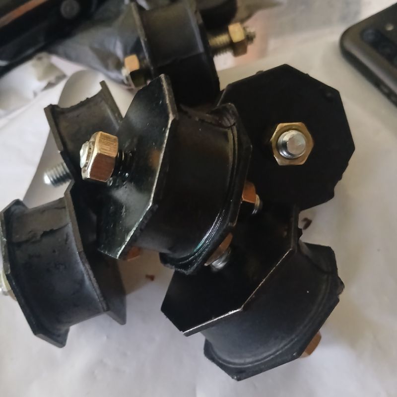 Jual mounting dudukan radiator canter original | Shopee Indonesia