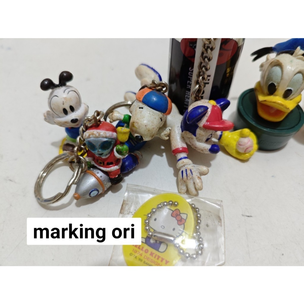 Jual Set vintage keychain sunward little bobdog , fame master alien ...