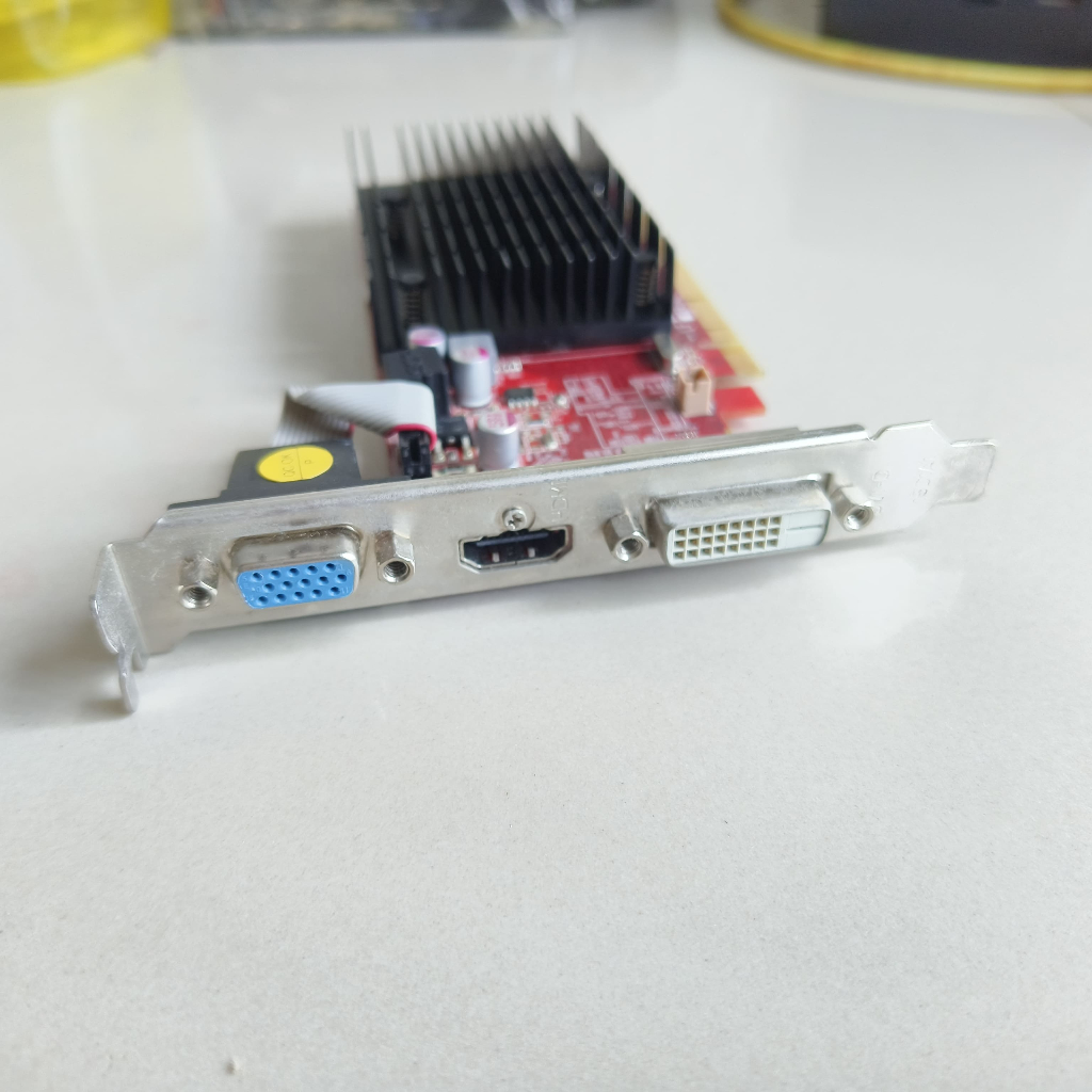 Jual VGA AMD RADEON R5 230 1GB 64BIT GDDR3 | Shopee Indonesia