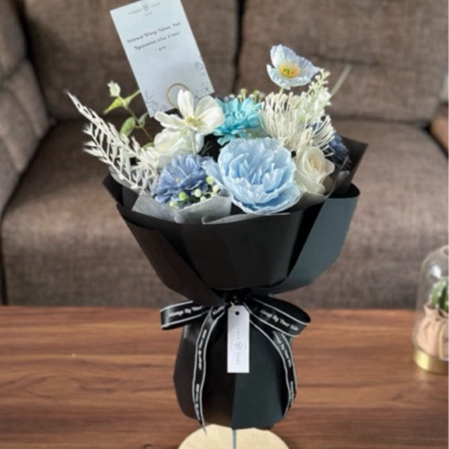 Jual FLOWER TALKS - ARTIFICIAL BOUQUET / BUKET UNTUK COWOK / BUKET ...