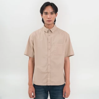 M231 Kemeja Pria Basic Polos Pendek Khaki 0983C
