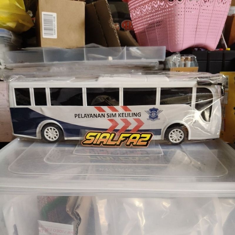 Jual Miniatur Bus RKC Polisi Warna Putih | Shopee Indonesia