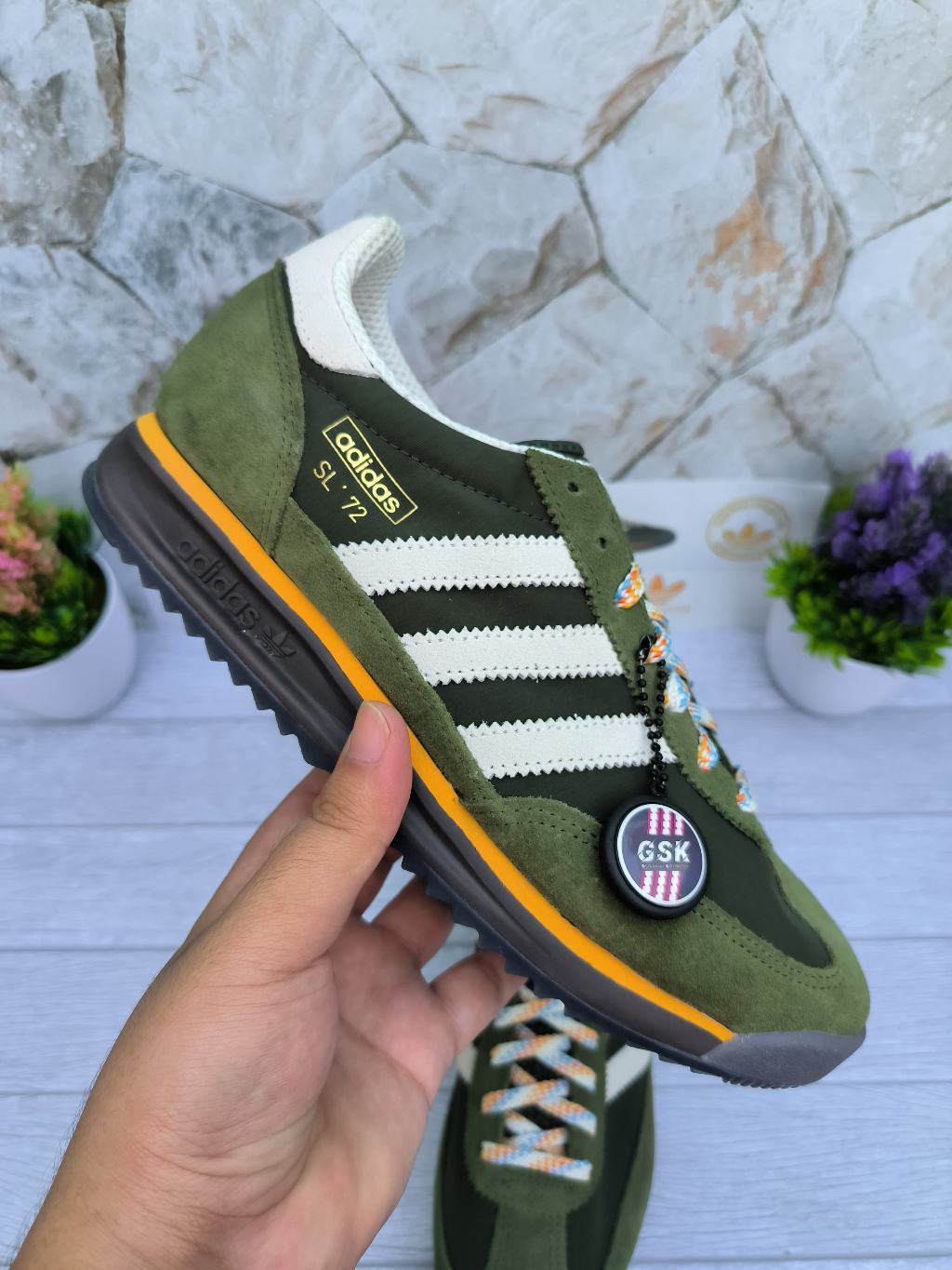 Jual Adidas SL 72 Kalimantan Island Series Originals JR9416 | Shopee ...