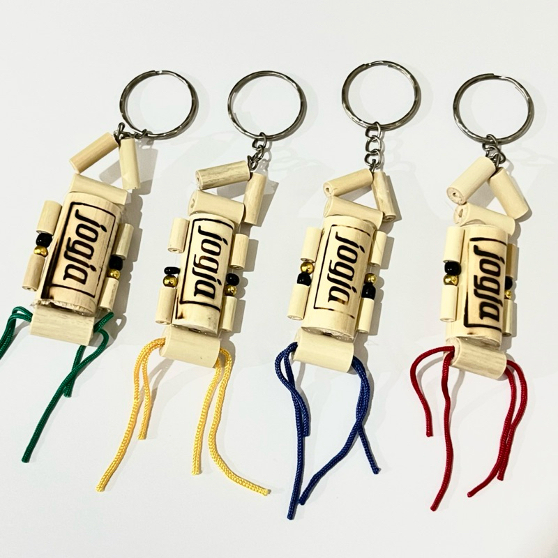 Jual Souvenir gantungan kunci bambu oleh oleh khas jogja / Ganci Jogja ...