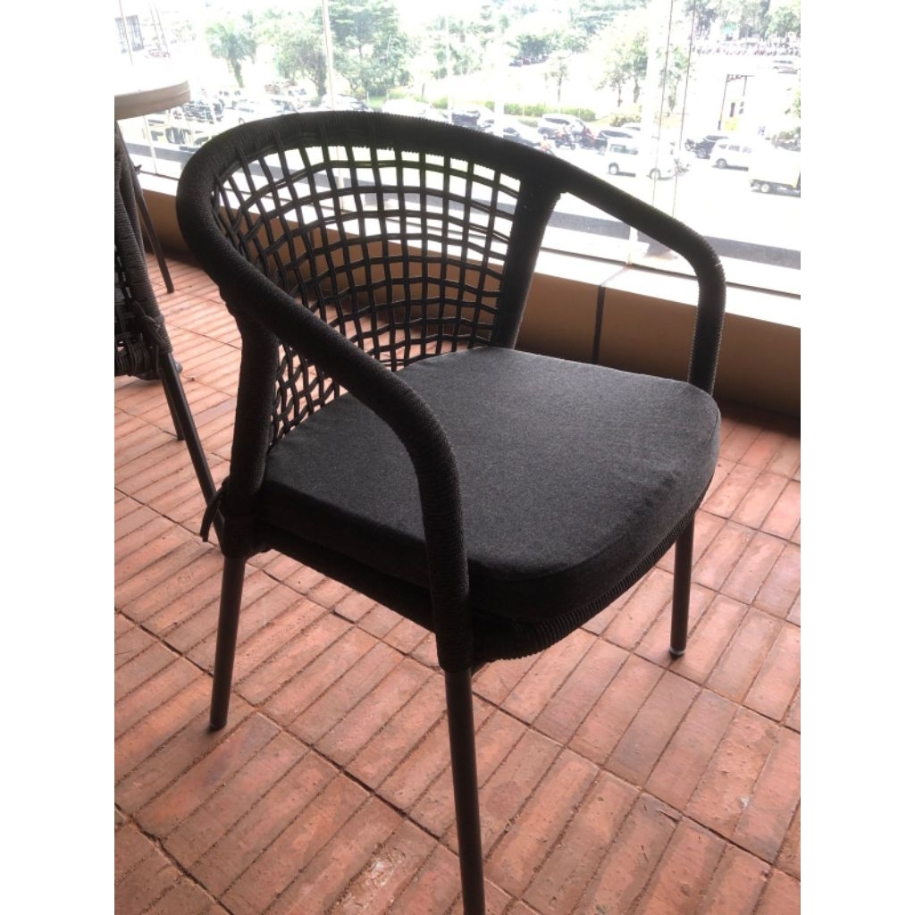 Jual Kursi Cafe Resto Kaki Besi Anyaman Rope Lengkap Busa | Shopee ...