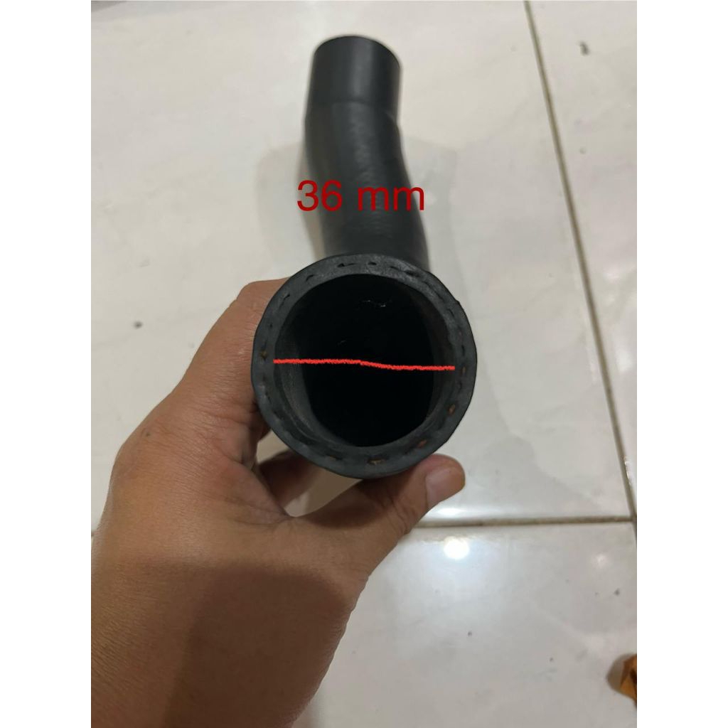 Jual SELANG RADIATOR INNOVA REBORN DIESEL ATAS DAN BAWAH ORIGINAL ...