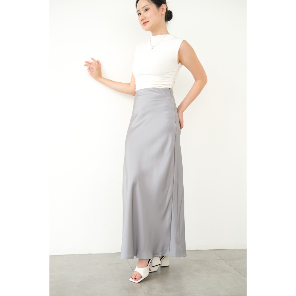 JENN ROSE Carol Premium Satin Silk Skirt Midi Lenght Rok Satin Midi