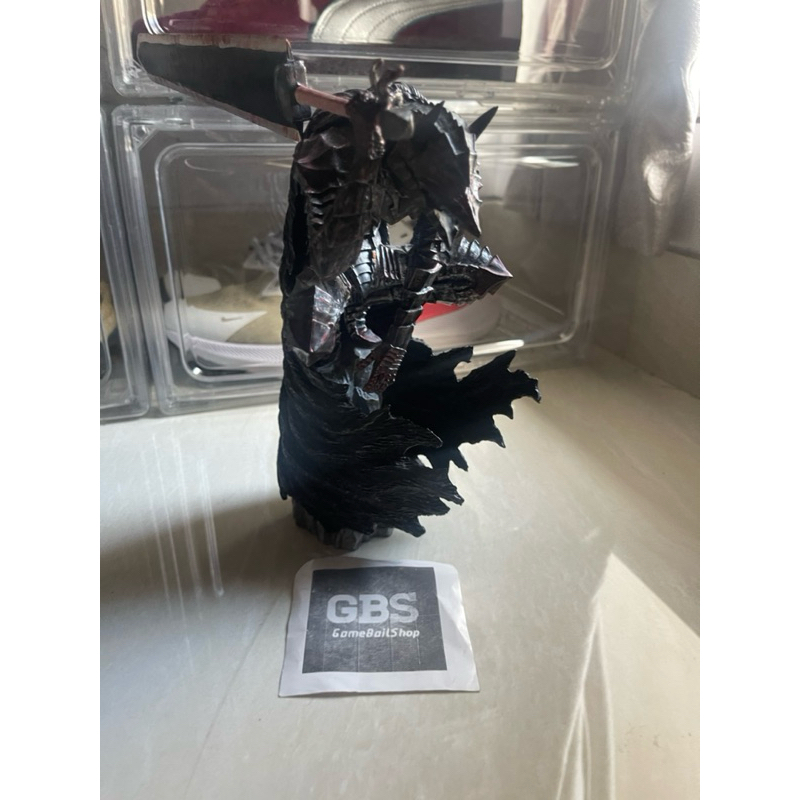 Figurines Berserk - Guts & Griffith modèles collector | Magasin Manga