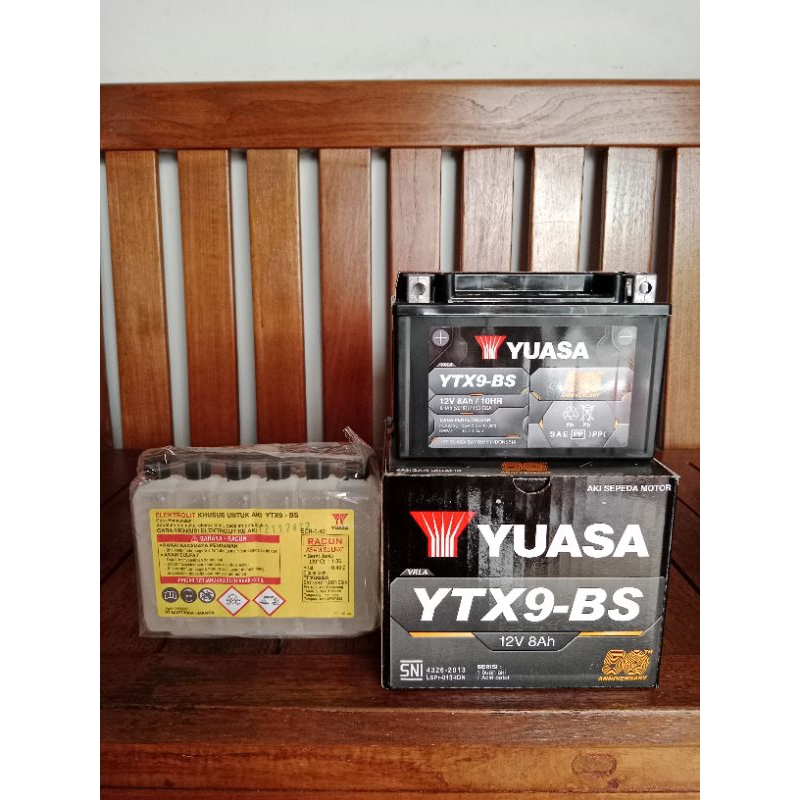 Jual AKI ACCU YTX9-BS YUASA 12V 8Ah Motor Ninja 250 Fi, KTM DUKE