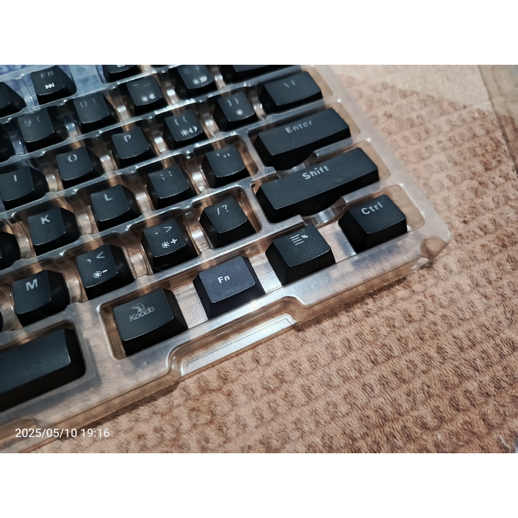 Jual Keycaps Hitam Shine Through ABS Double Shot OEM Profile 90+ Keys ...