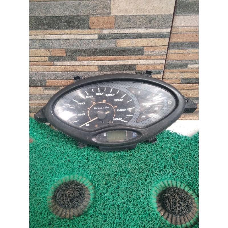 Jual Speedometer kilometer odometer karisma soket hijau copotan ...