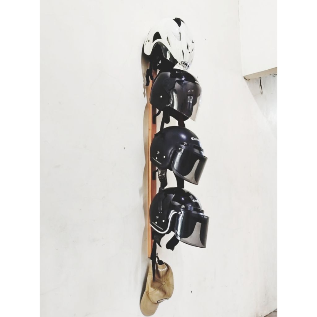 Jual Gantungan Helm Dinding Rak Cantolan Besi Rak Penyimpanan Helm Rak ...