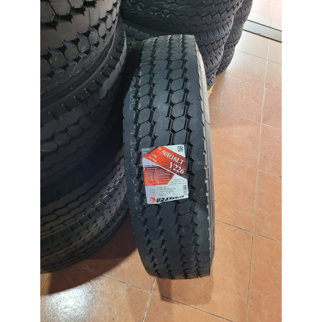 Jual Ban Truk Duraturn 750 R16 16 Y226 SET komplit Kawat 14PR | Shopee ...