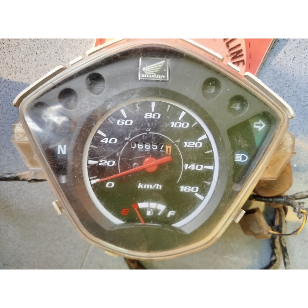 Jual speedometer revo absolute fit 110 original bekas copotan | Shopee ...