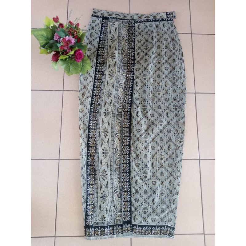 Jual ROK BATIK KARTINI / WISUDA | Shopee Indonesia