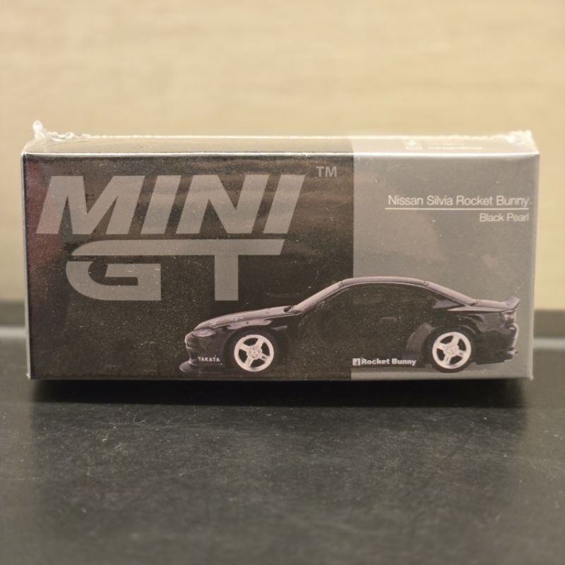 Mini GT 1:64 Nissan Silvia (S15) Rocket Bunny Black Pearl RHD – Edizione Limitata MGT00602 Chase Car