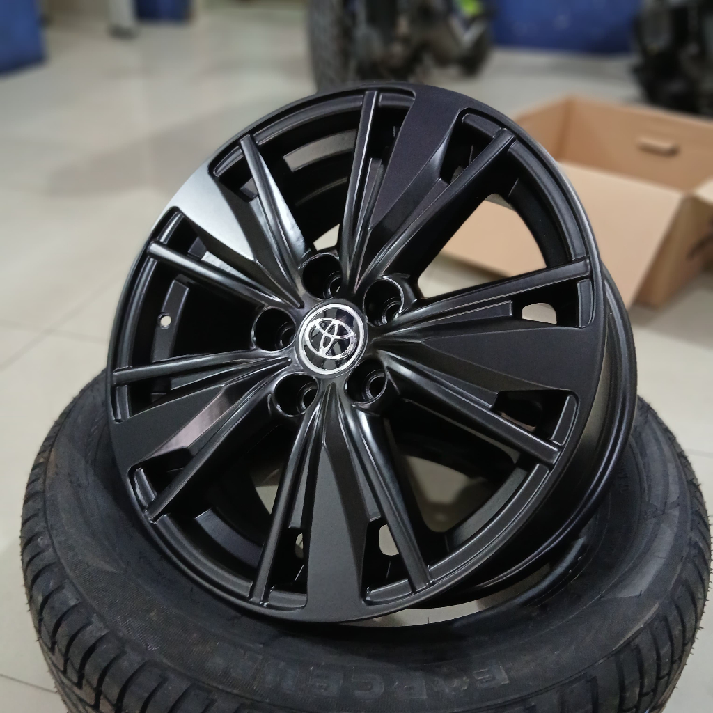 Jual Velg mobil ring 17 replika oem toyota innova venturer r17 warna ...