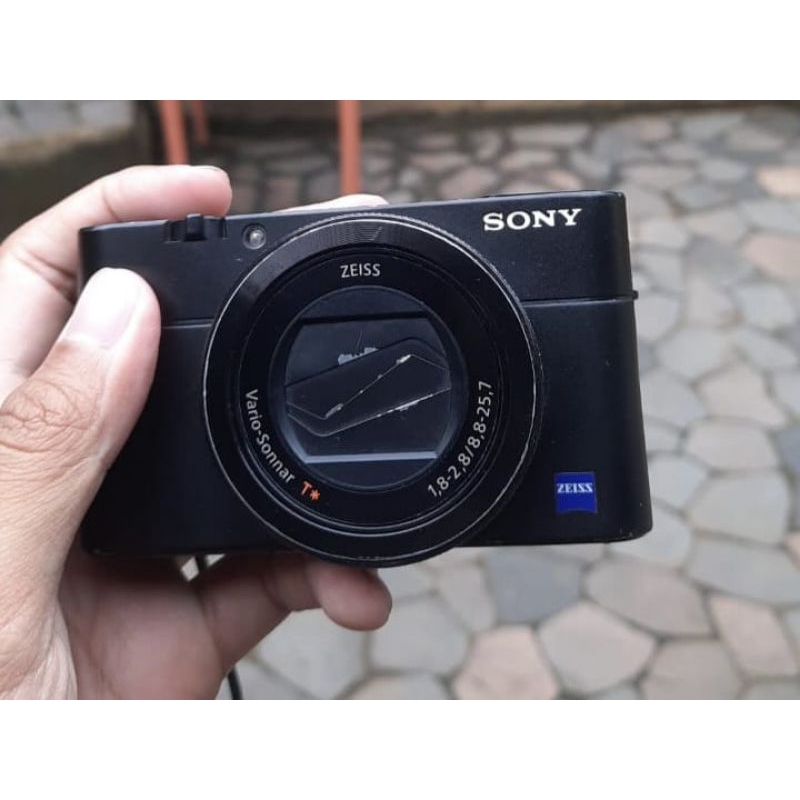 Jual Kamera Sony RX 100 Mark V (Pocket Cybershoot) | Shopee Indonesia